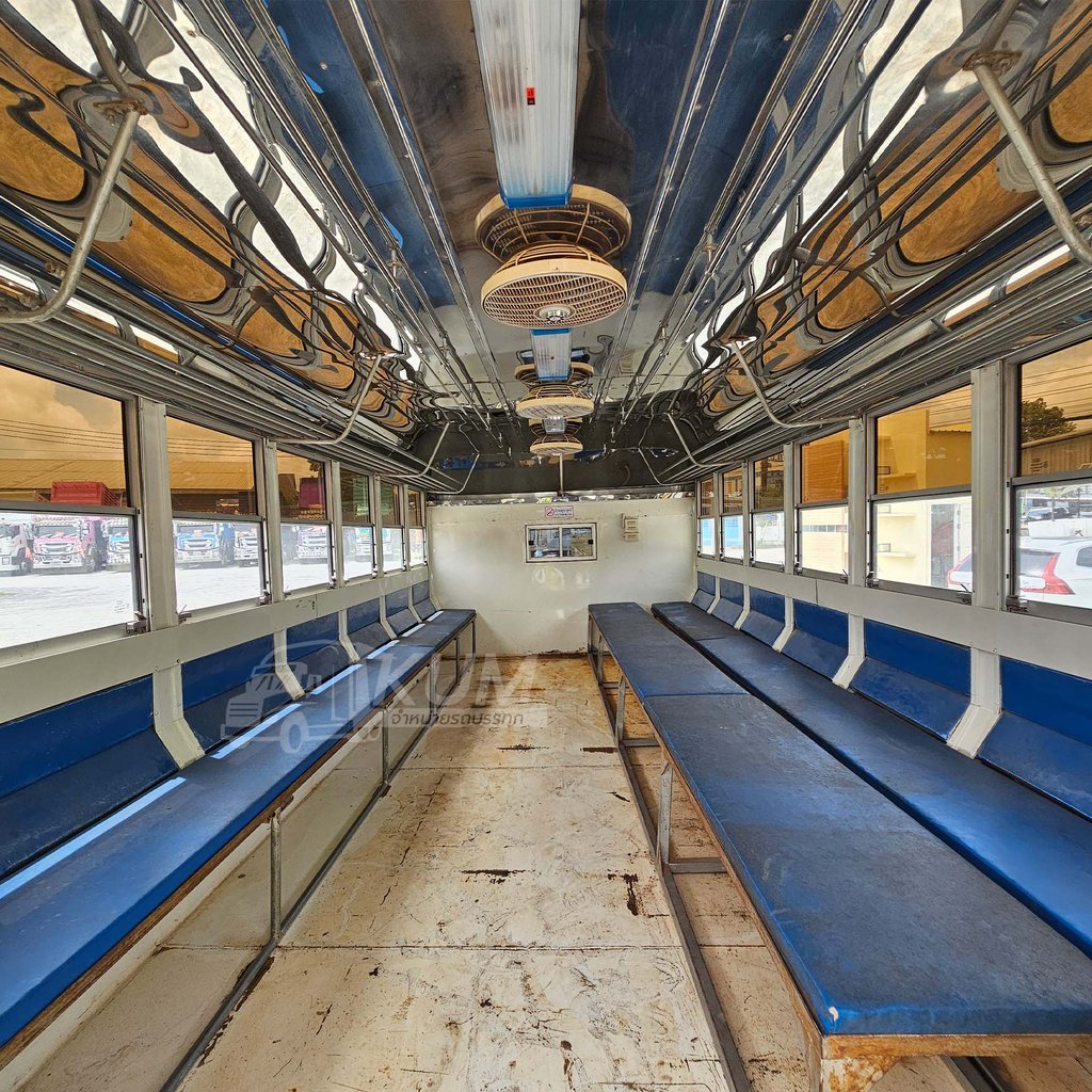 สด ลด VAT หกล้อโดยสาร HINO XZU 150 แรง ปี 66 (2429)