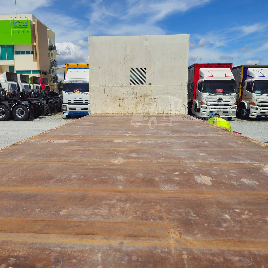 ISUZU FVZ 300 แรงม้า ปี 57 รถบรรทุก 10ล้อ พื้นเรียบ (0832)