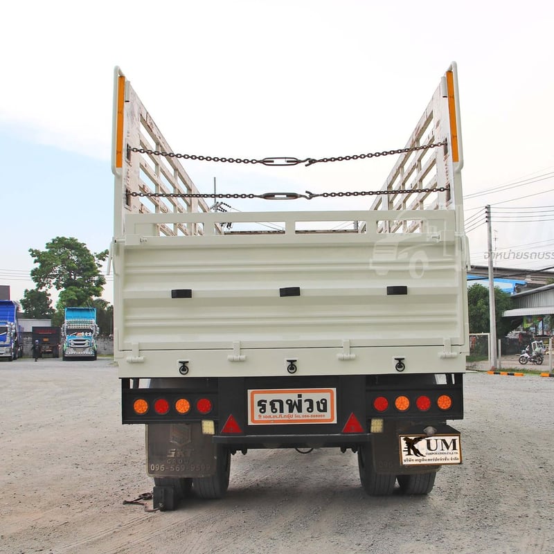 สิบสองล้อคอก Volvo FM 440 แรง ปี 2556 + หางคอก สองเพลา อู่เอสเคที ปี 59 (6467 2894)