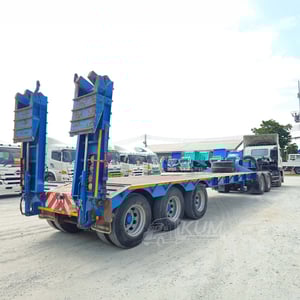 สิบล้อหัวลาก HINO FM 344 แรง ปี 63 + หางโรเบท สามเพลา อู่ VT ปี 2563 (8153 9739)