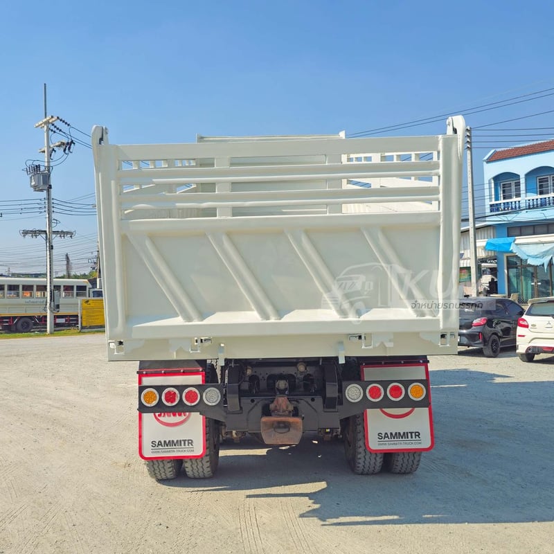 สิบล้อดั้มพ์ ISUZU FXZ 360 แรง ปี 56 สามมิตร (2374)