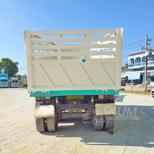 ISUZU FXZ 360 แรง ปี 56 + หางดั้มพ์ สามเพลา อู่สามมิตร ปี 57 (2374 8972) ISUZU FXZ 360 แรง ปี 56 + หางดั้มพ์ สามเพลา อู่สามมิตร ปี 57 (2374 8972)