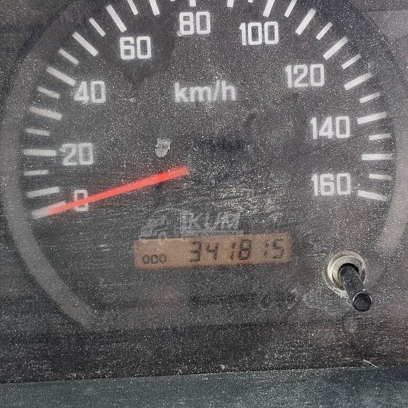 หกล้อตู้ Food Truck ISUZU NMR 130 แรง ปี 2558 (3140)