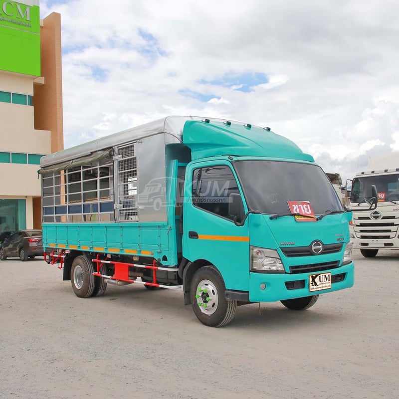หกล้อโดยสาร HINO XZU 150 แรง ปี 2561 (2872) หกล้อโดยสาร HINO XZU 150 แรง ปี 2561 (2872)