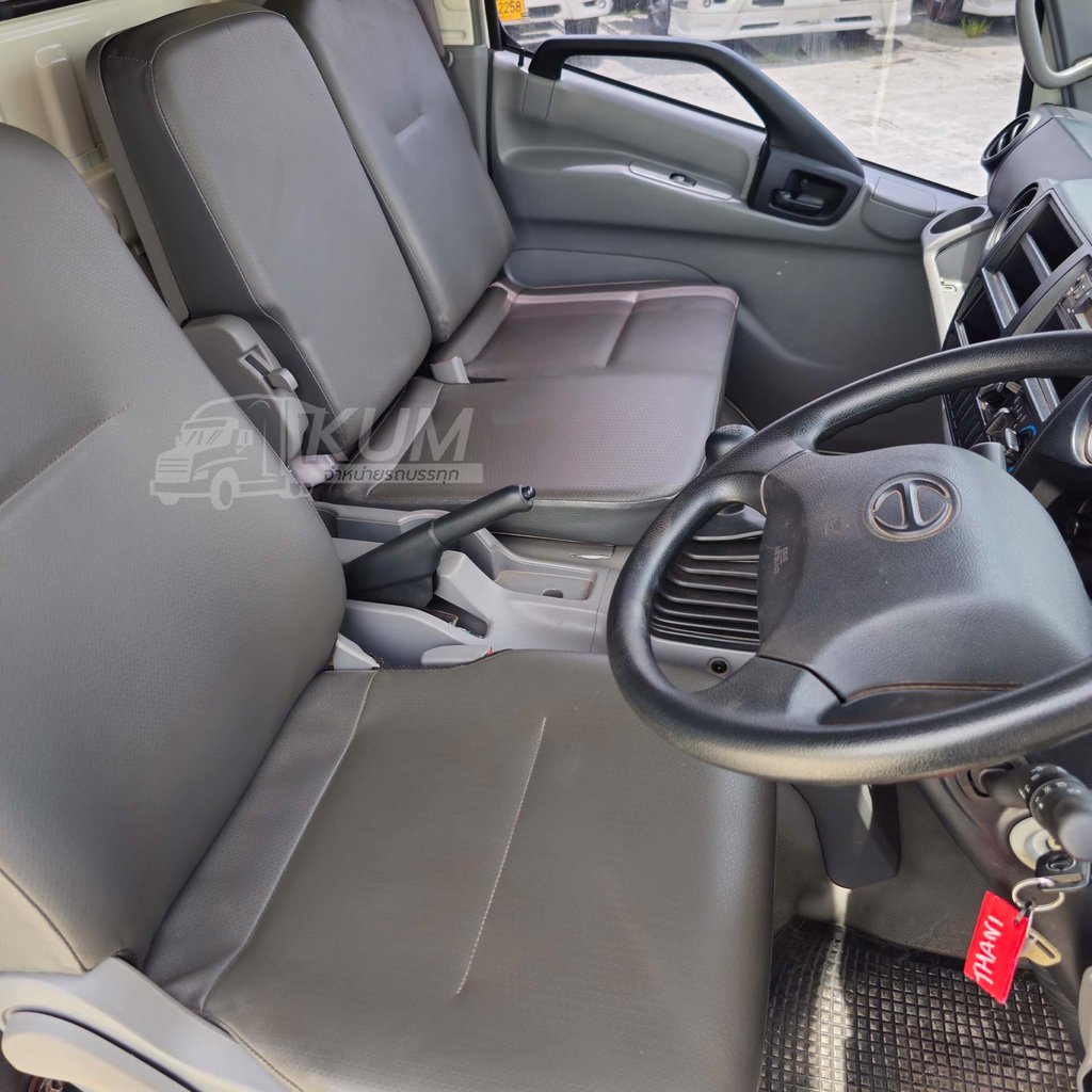 สด ลด VAT หกล้อโดยสาร HINO XZU 150 แรง ปี 66 (2429)