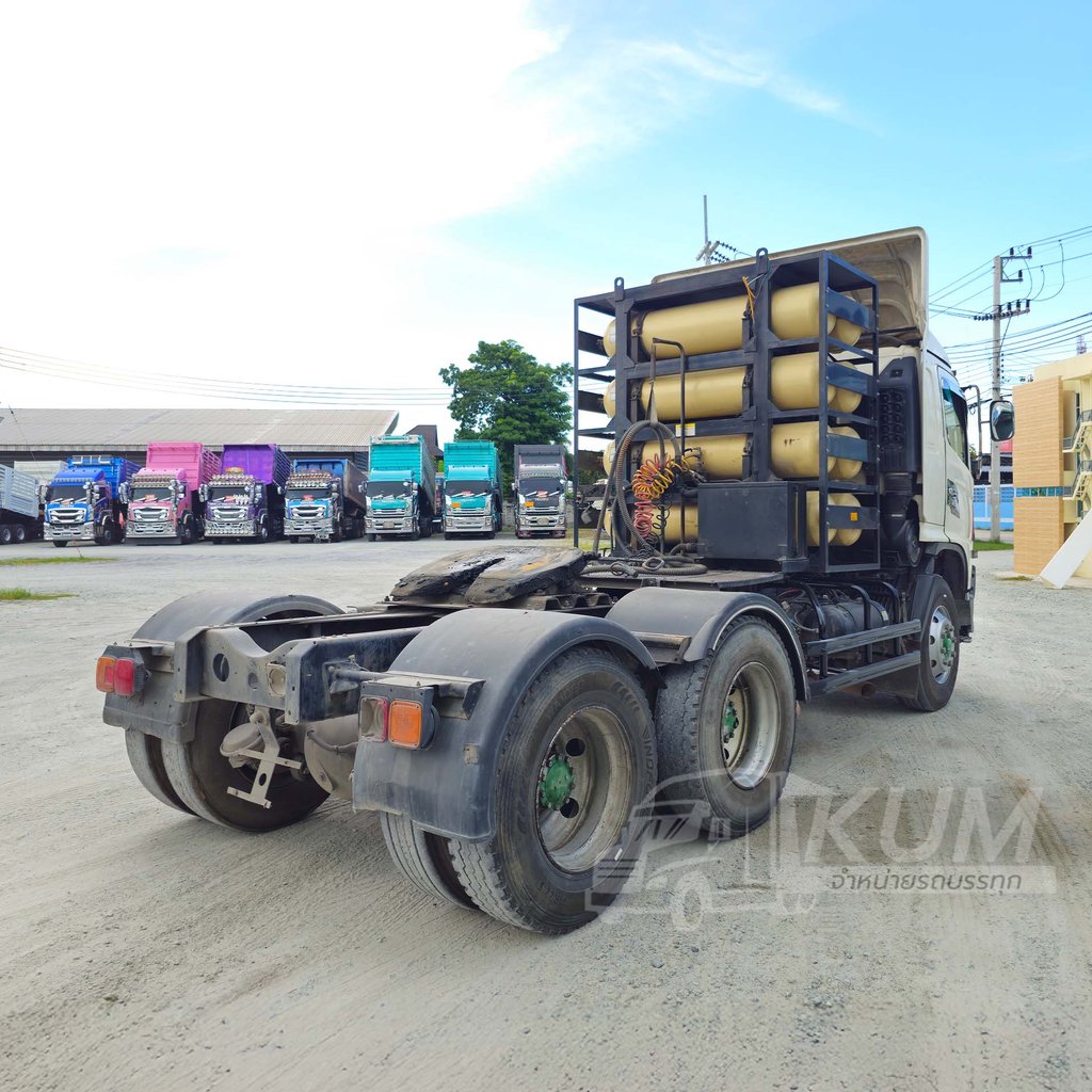 ลดล้างสต๊อก ส่งท้ายสิ้นปี สิบล้อหัวลากแก๊ส HINO FM2P 360 แรง ปี 57 (6646) ลดล้างสต๊อก ส่งท้ายสิ้นปี สิบล้อหัวลากแก๊ส HINO FM2P 360 แรง ปี 57 (6646)