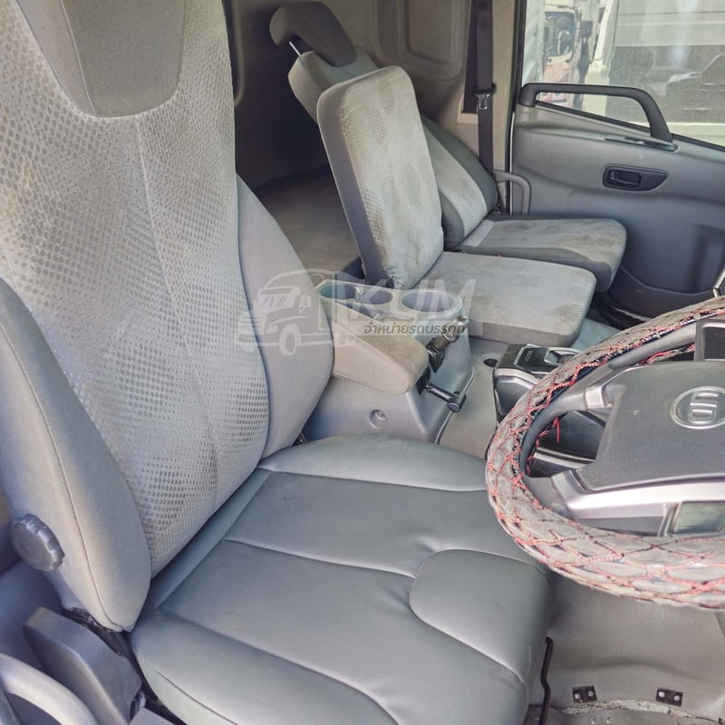 สิบล้อหัวลาก UD GWE 390 แรง ปี 2565 (2258) สิบล้อหัวลาก UD GWE 390 แรง ปี 2565 (2258)