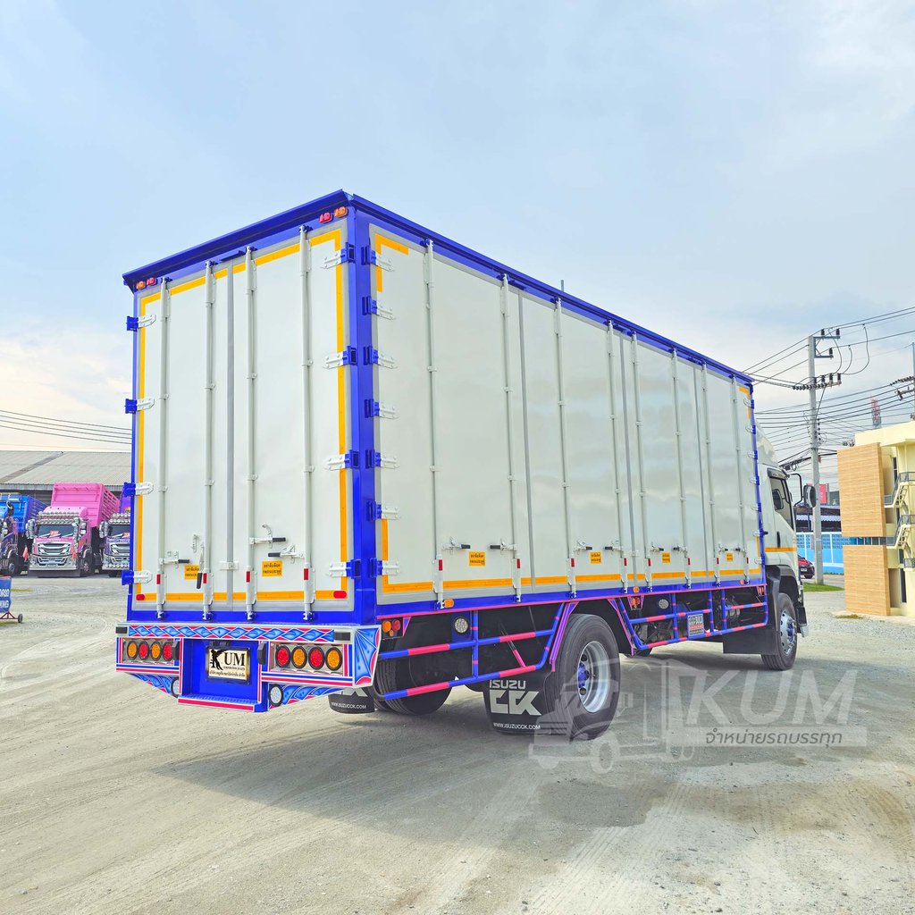 ผ่อน ลด ดอก หกล้อตู้สิบบาน ISUZU FTR 240 แรง ปี 66 (3438) ผ่อน ลด ดอก หกล้อตู้สิบบาน ISUZU FTR 240 แรง ปี 66 (3438)