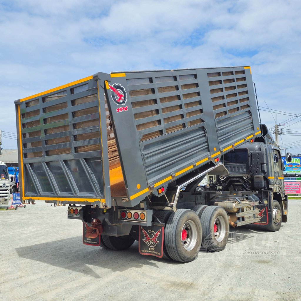 ผ่อน ลด ดอก คอกเกษตรสีเทาแลมโบ  ISUZU FXZ 360 แรงม้า ปี 66 (7740)