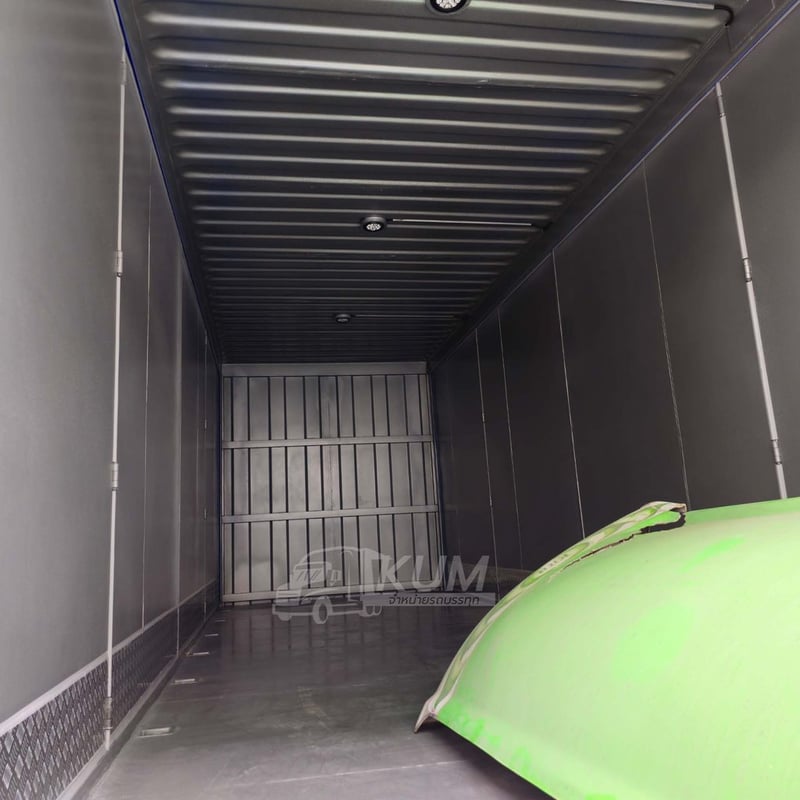 สิบล้อตู้ ISUZU FVM 240 แรง ปี 2560 (2720)