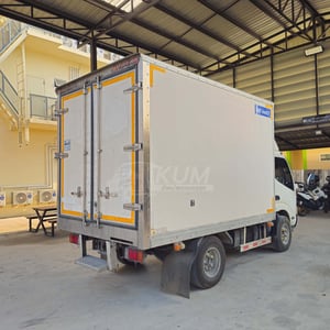 สี่ล้อตู้เย็น HINO XZU 136 แรง ปี 2566 (952)