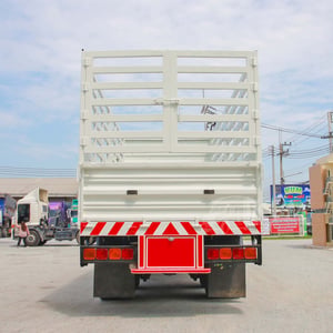 สิบล้อคอก ISUZU FVM 300 แรง ปี 2563 (4490)