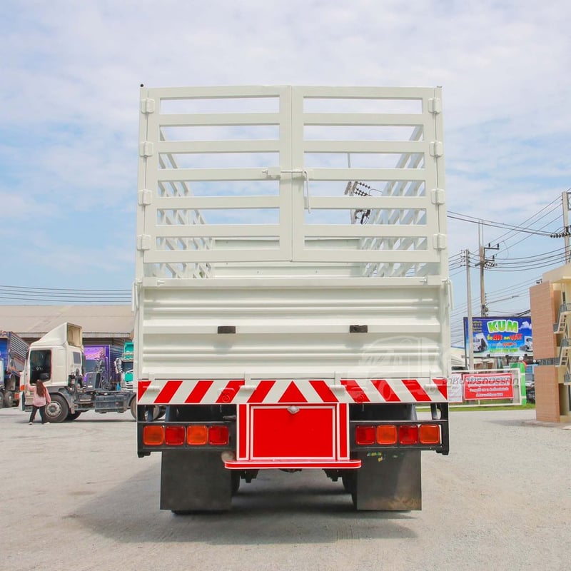 สิบล้อคอก ISUZU FVM 300 แรง ปี 2563 (4490)