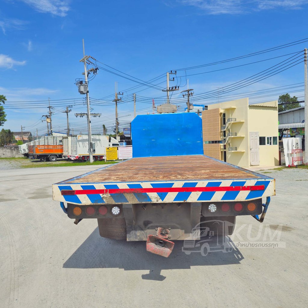 คันสุดท้ายในลาน สิบล้อพื้นเรียบ ISUZU FVM 240 แรง ปี 61 (1517)