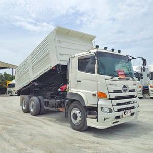 สิบล้อดั้มพ์HINO FM1A 344 แรงม้า ปี 66 กระบะสามมิตรแท้ (1506)