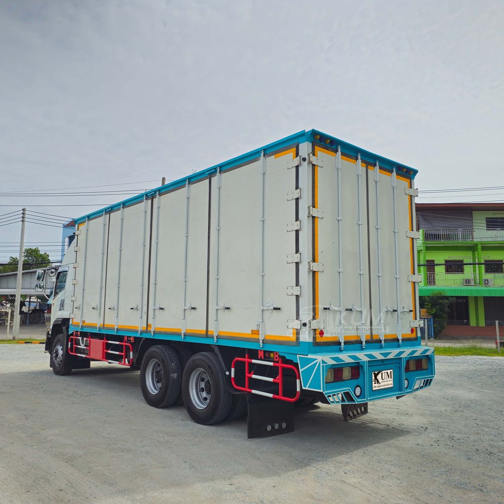 ผ่อนลดดอก สิบล้อตู้สิบบาน ISUZU FVM 300 แรงม้า ปี 62 (0634)