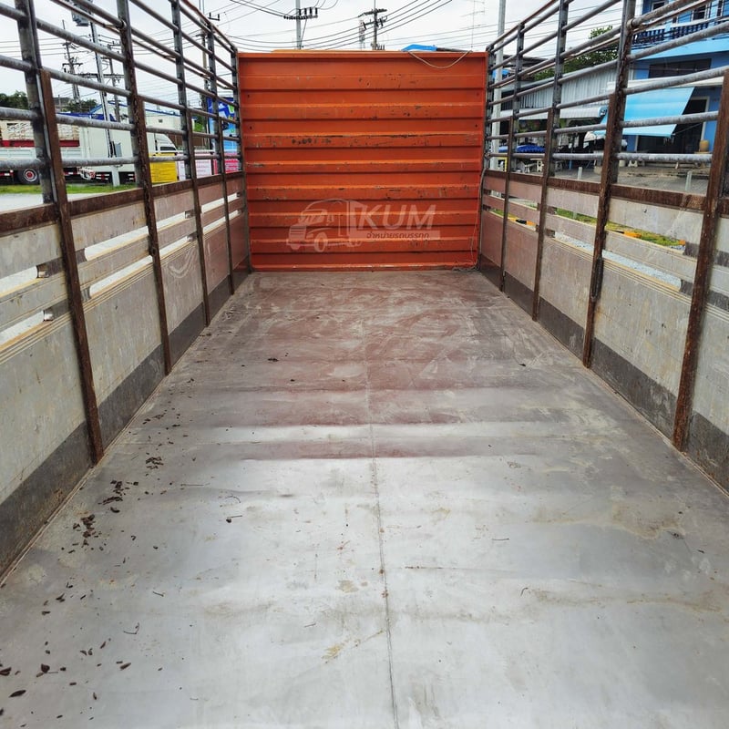 หกล้อคอก ISUZU FRR 210 แรง ปี 63 (3563) หกล้อคอก ISUZU FRR 210 แรง ปี 63 (3563)