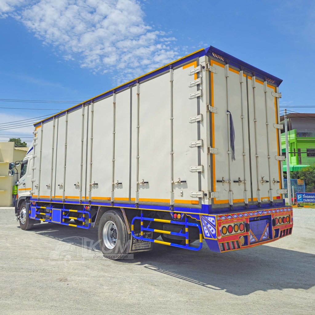 สด ลด VAT หกล้อตู้สิบบาน HINO FG 240 แรงม้า ปี 64 ไมล์น้อย (3641)