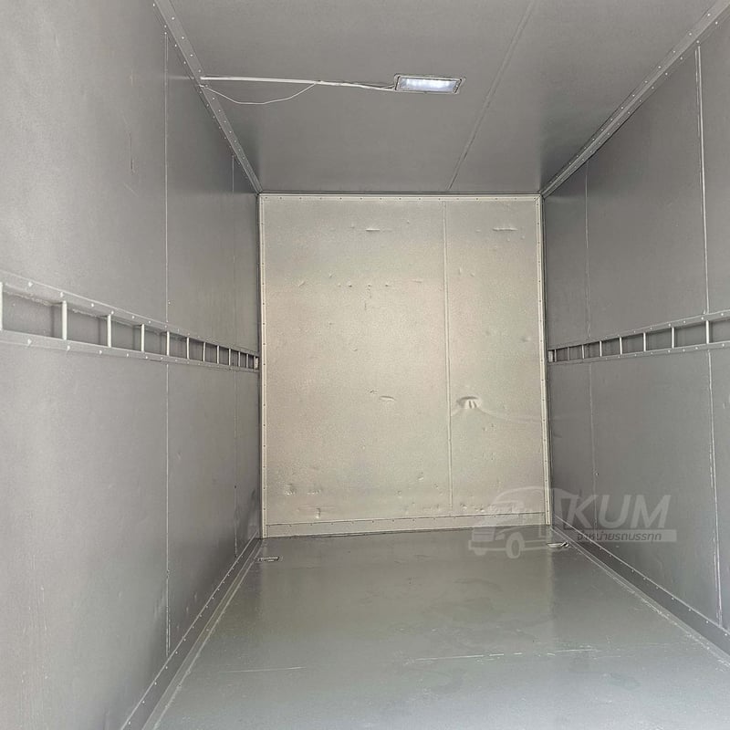 สี่ล้อตู้ลิฟท์ท้าย ISUZU NLR 130 แรง ปี 2564 (3578) สี่ล้อตู้ลิฟท์ท้าย ISUZU NLR 130 แรง ปี 2564 (3578)