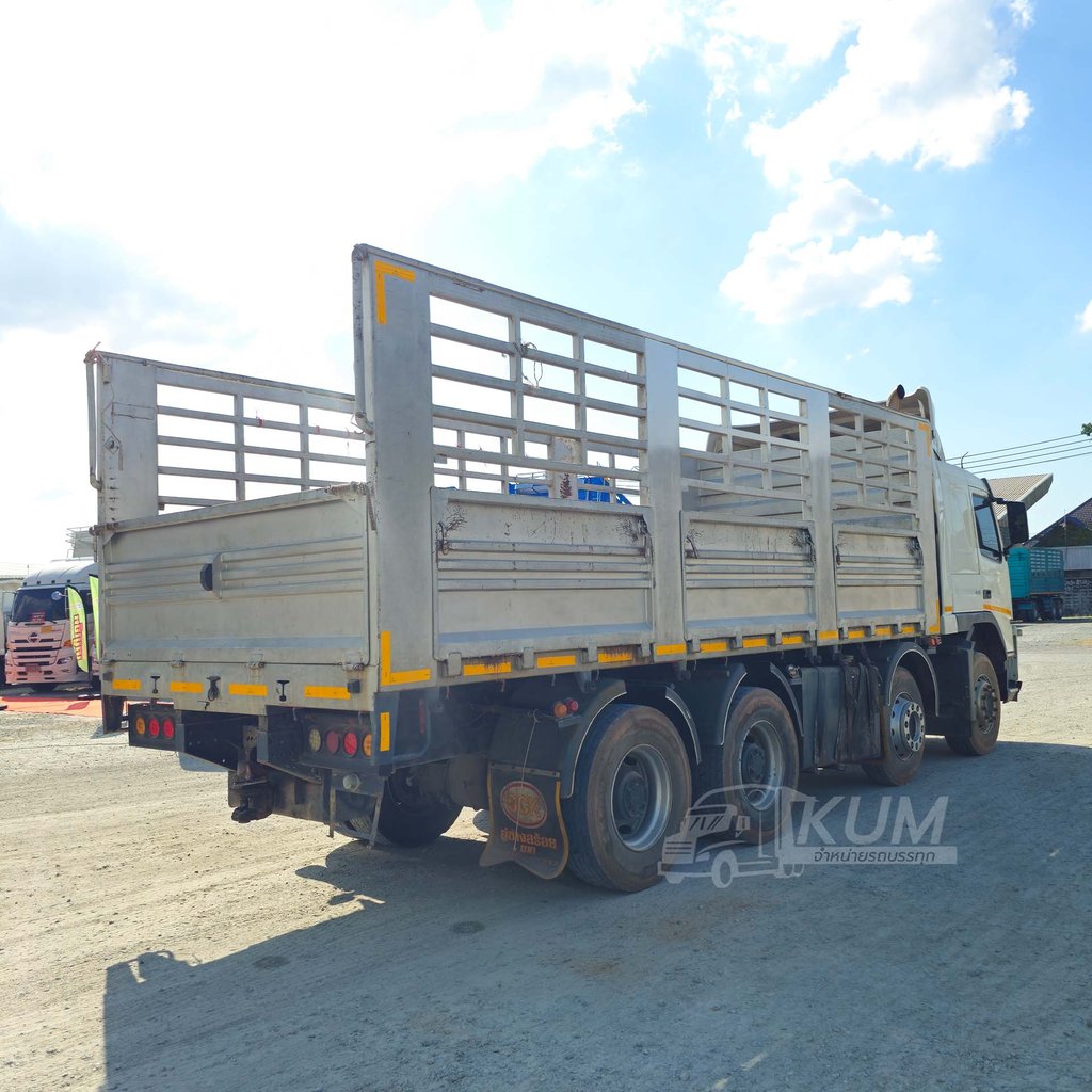 สิบสองล้อคอก Volvo FM 440 แรง ปี 2556  (2894)