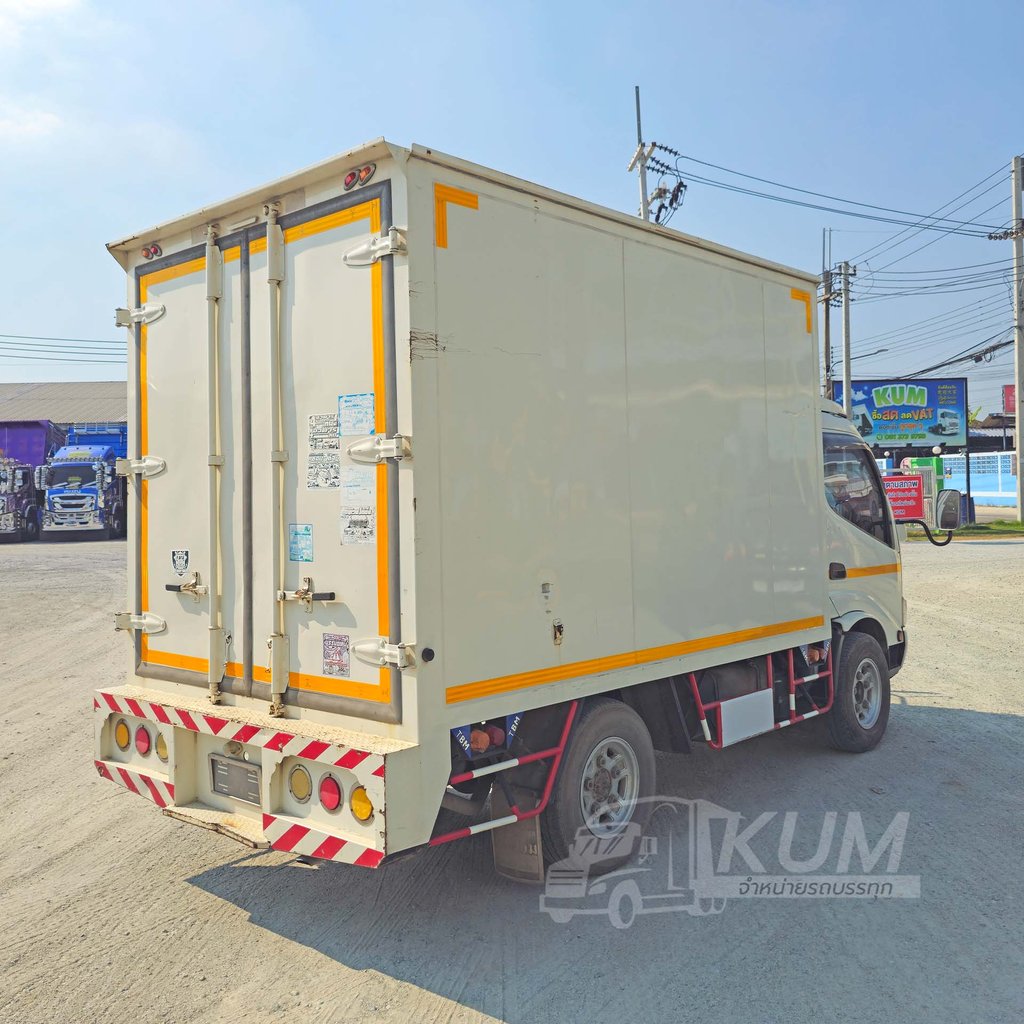 สี่ล้อตู้ื HINO XZU 136 แรง ปี 2565 (6121) สี่ล้อตู้ื HINO XZU 136 แรง ปี 2565 (6121)