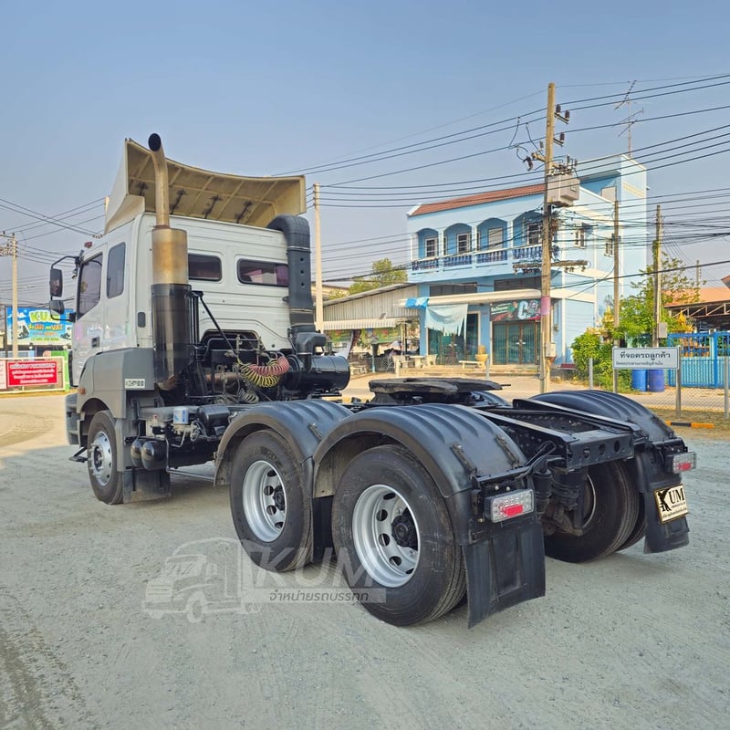 สิบล้อหัวลาก FUSO TV 401 แรง ปี 2564 (3214) สิบล้อหัวลาก FUSO TV 401 แรง ปี 2564 (3214)