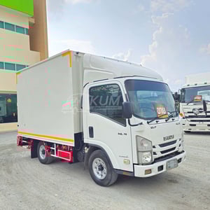 สี่ล้อตู้ ISUZU NLR 104 แรง ปี 2563 (2632)