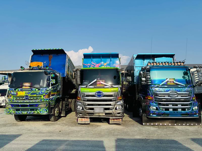 ซื้อรถตอนนี้ รับไปเลย คุ้ม 3 ต่อ รับส่วนลดรัวๆ มีแต่คุ้มกับคุ้ม โทร 081-373-9793  (All)