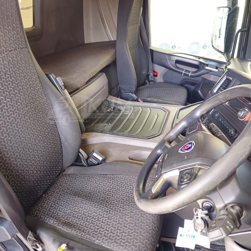 สิบล้อหัวลาก Scania P360 ปี 2562 (1372)