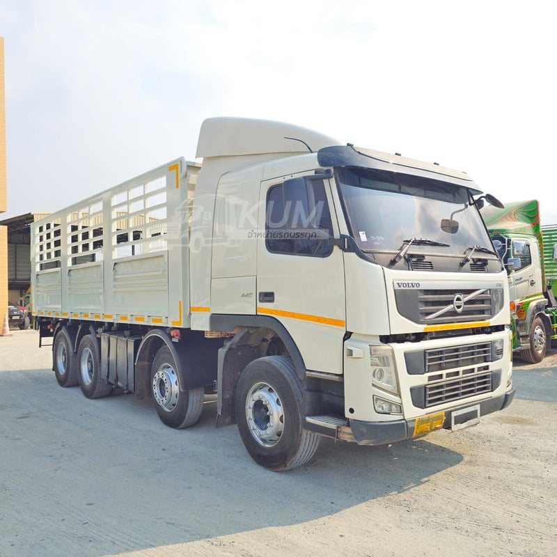 สิบสองล้อคอก Volvo FM 440 แรง ปี 2556 (2894)