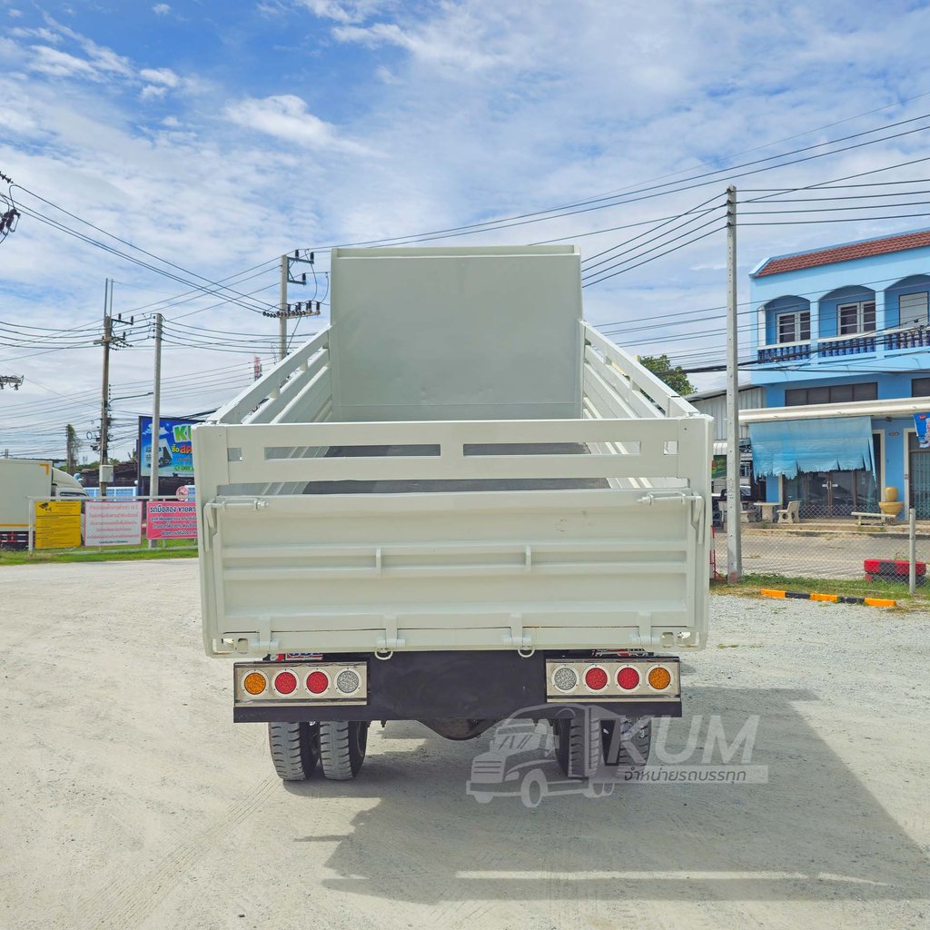 สด ลด VAT หกล้อดั้มพ์ ISUZU FRR 210 แรงม้า ปี 64 (3063)