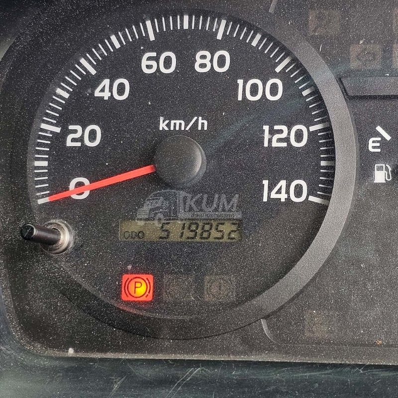 *ราคาตัด* หกล้อตู้สิบบาน HINO FC9J 175 แรง ปี 2556 (8338) *ราคาตัด* หกล้อตู้สิบบาน HINO FC9J 175 แรง ปี 2556 (8338)