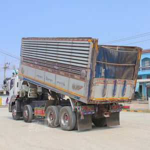 สิบสองล้อดั้มพ์ ISUZU FYH 360 แรง ปี 2556(2507)