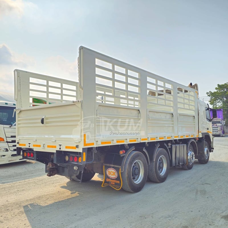 สิบสองล้อคอก Volvo FM 440 แรง ปี 2556 (2894)