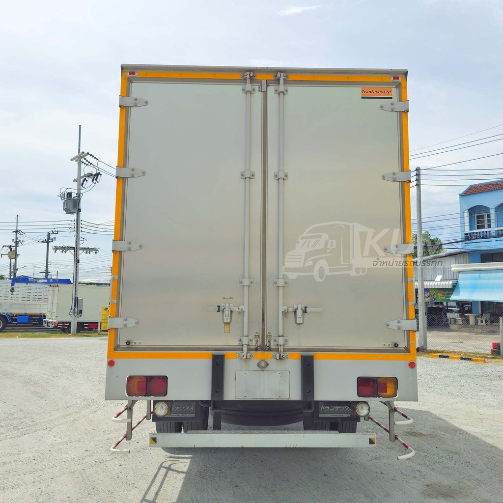 สด ลด VAT  หกล้อตู้สามบาน HINO FG8J 240 แรงม้า ปี 63  (3995)