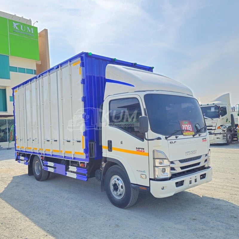 หกล้อตู้สิบบาน ISUZU NPR 150 แรง ปี 2565 (5464)