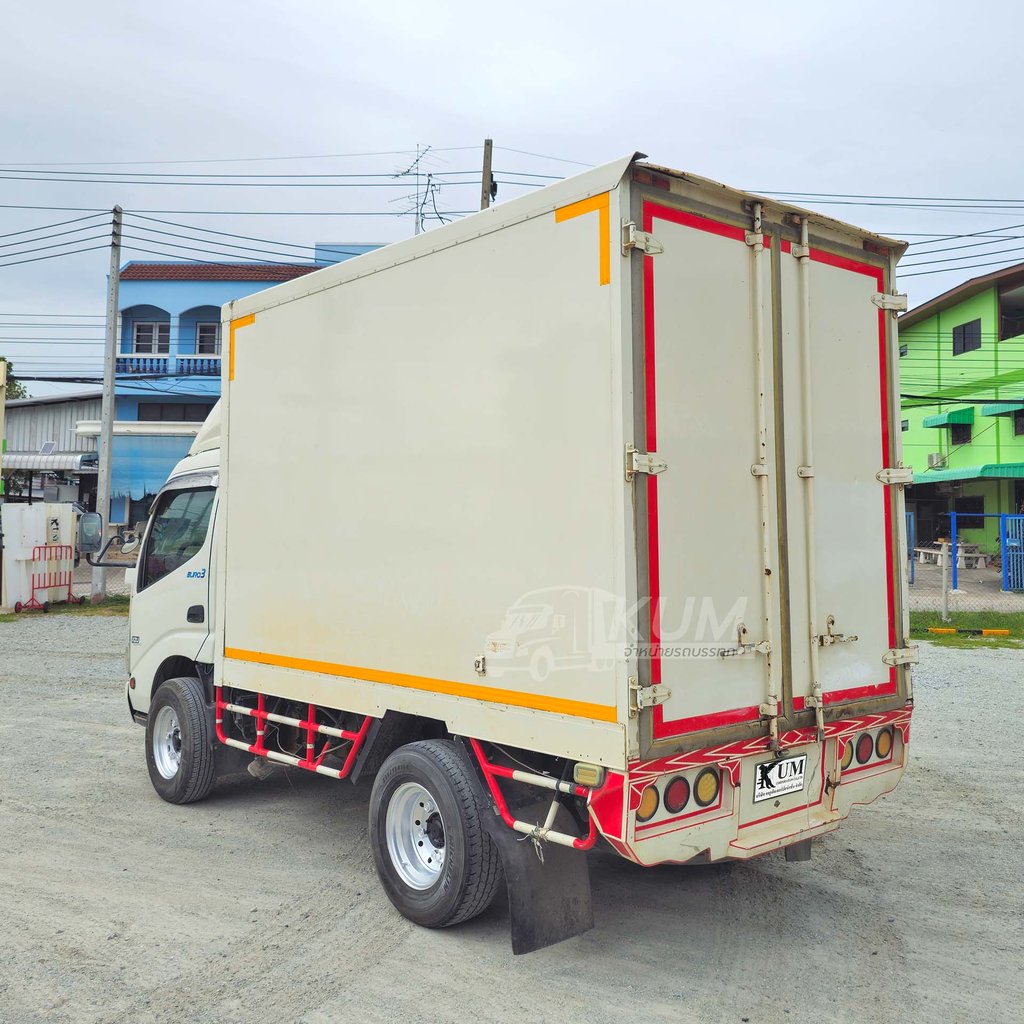 สด ลด VAT สี่ล้อตู้ HINO XZU 136 แรงม้า ปี 61 ราคาเบาๆ (4583)