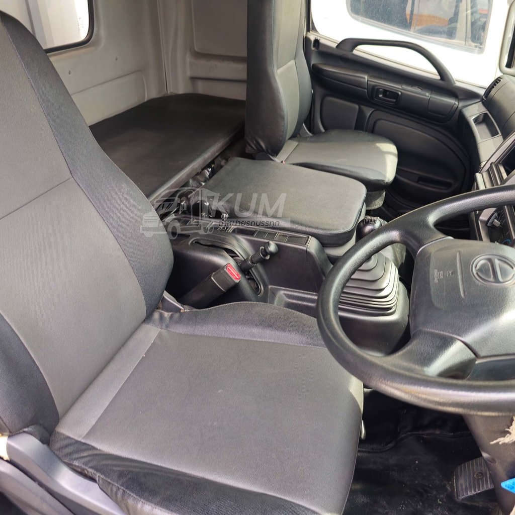 สด ลด VAT  หกล้อตู้สามบาน HINO FG8J 240 แรงม้า ปี 63  (3995)