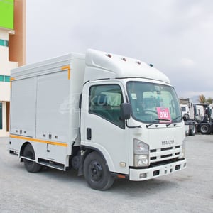 หกล้อตู้ Food Truck ISUZU NMR 130 แรง ปี 2558 (3140) หกล้อตู้ Food Truck ISUZU NMR 130 แรง ปี 2558 (3140)