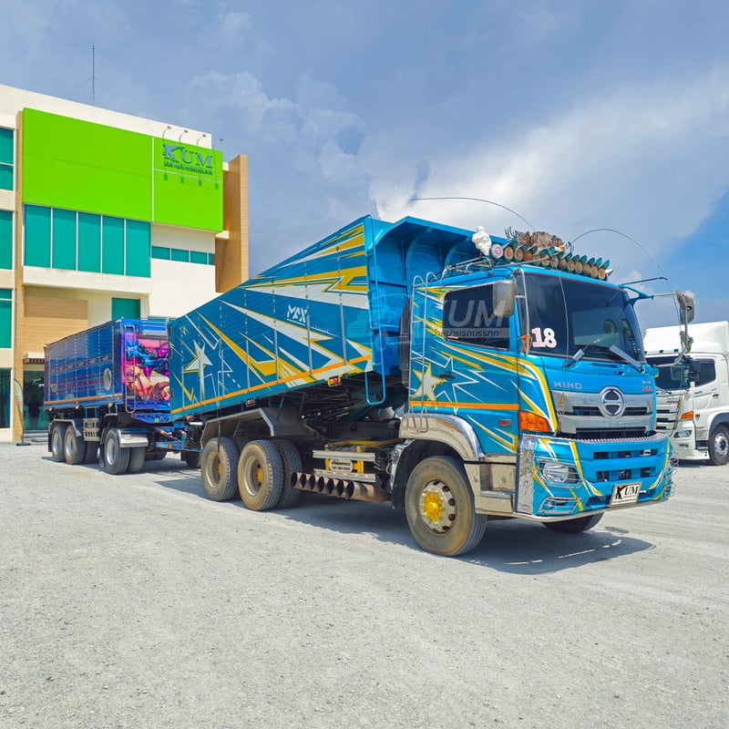 สิบล้อดั้มพ์ HINO FM2P 380 แรง ปี 2565 +หางดั้มพ์ สามเพลา อู่ส.สมบัติ ปี 2565 (2354 2075) สิบล้อดั้มพ์ HINO FM2P 380 แรง ปี 2565 +หางดั้มพ์ สามเพลา อู่ส.สมบัติ ปี 2565 (2354 2075)