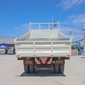 หกล้อดั้มพ์ ISUZU FTR 240 แรง ปี 2566 (3266)