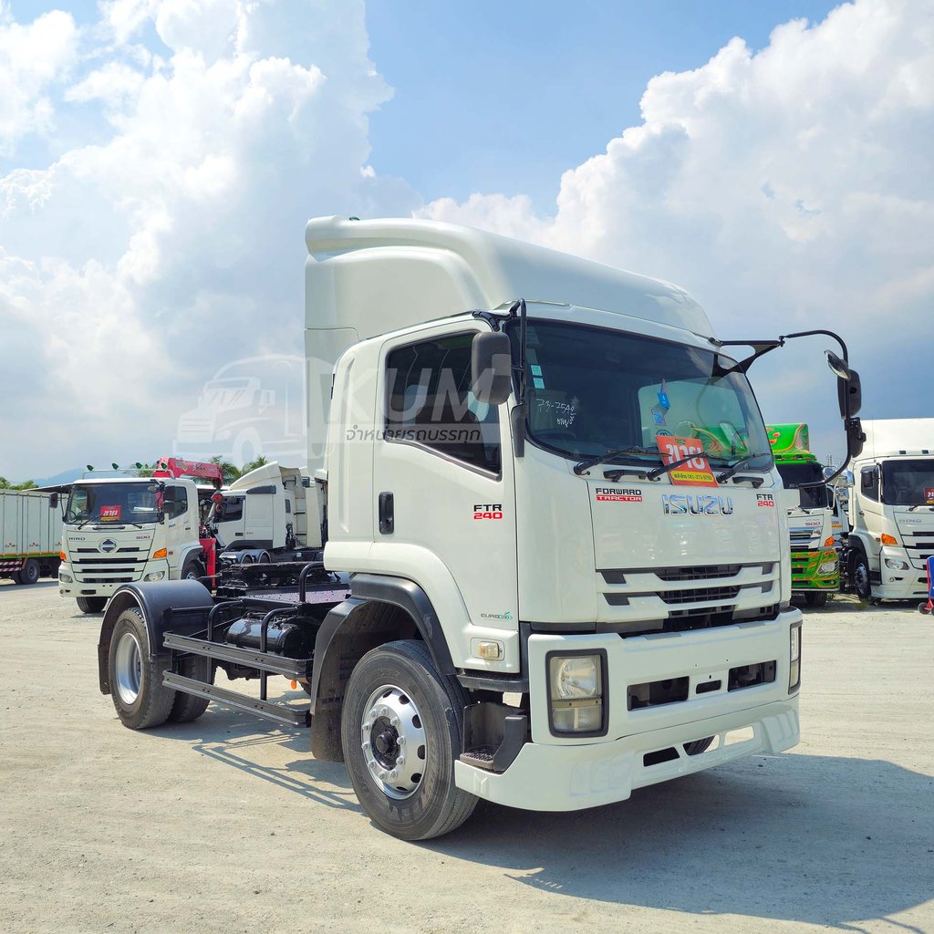 สด ลด  VAT หกล้อหัวลาก ISUZU FTR 240 แรง ปี 63 (7542)