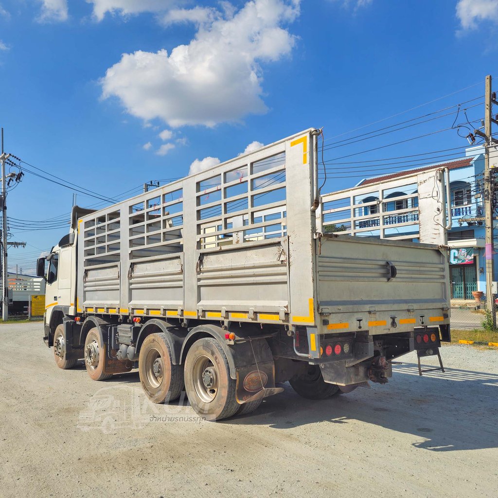 สิบสองล้อคอก Volvo FM 440 แรง ปี 2556  (2894)