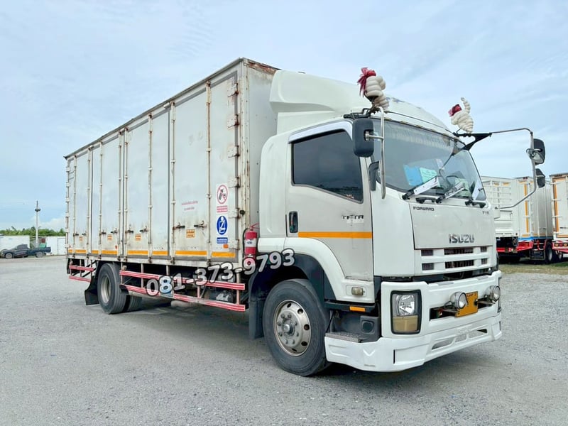‼️Vายตัด‼️หกล้อตู้สิบบาน ISUZU FTR 240 แรง ปี 2556 (6523) ‼️Vายตัด‼️หกล้อตู้สิบบาน ISUZU FTR 240 แรง ปี 2556 (6523)