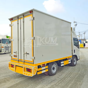 สี่ล้อตู้ ISUZU NLR 104 แรง ปี 2564 (1635)