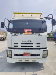 หกล้อตู้สิบบาน ISUZU FTR 240 ปี 2559 (3447)