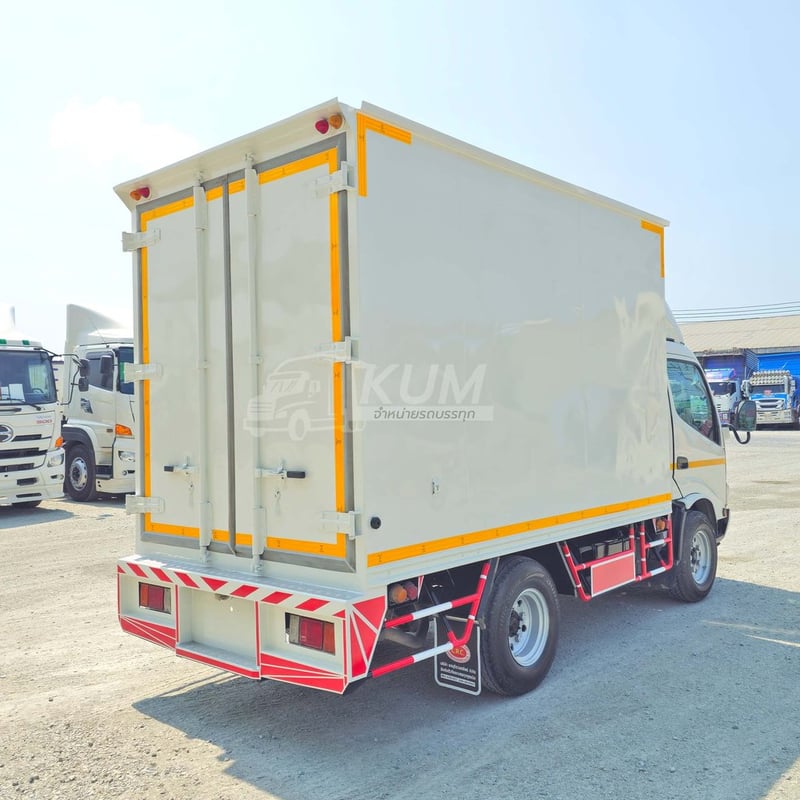 สี่ล้อตู้ HINO XZU 136 แรง ปี 2563 (8297) สี่ล้อตู้ HINO XZU 136 แรง ปี 2563 (8297)