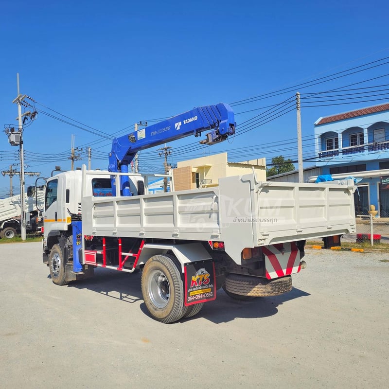 หกล้อเครน ดั้มพ์ได้ ISUZU FTR 240 แรง ปี 2566 (3266) หกล้อเครน ดั้มพ์ได้ ISUZU FTR 240 แรง ปี 2566 (3266)