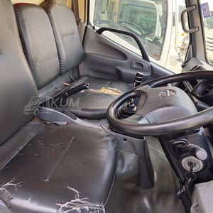 สี่ล้อตู้ HINO XZU 136 แรง ปี 2563 (8297)