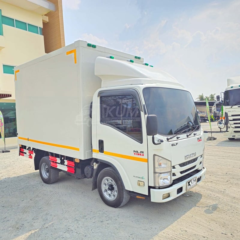 สี่ล้อตู้ลิฟท์ท้าย ISUZU NLR 130 แรง ปี 2564 (3578) สี่ล้อตู้ลิฟท์ท้าย ISUZU NLR 130 แรง ปี 2564 (3578)